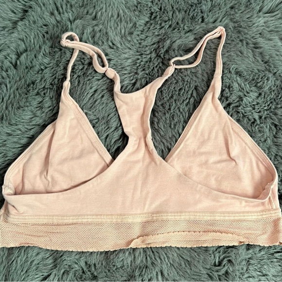 Lululemon Ever Essentials Bralette - Picture 3 of 3